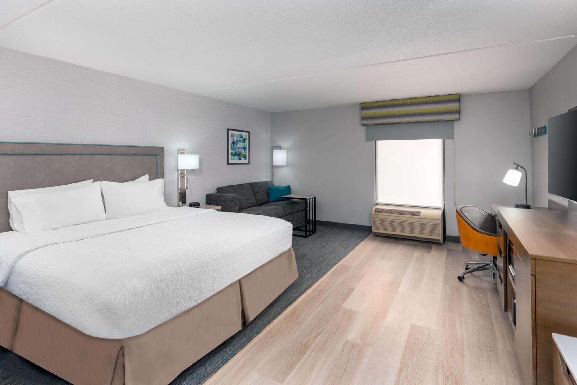 Hampton Inn Hartford Airport Уиндзор Локс Екстериор снимка