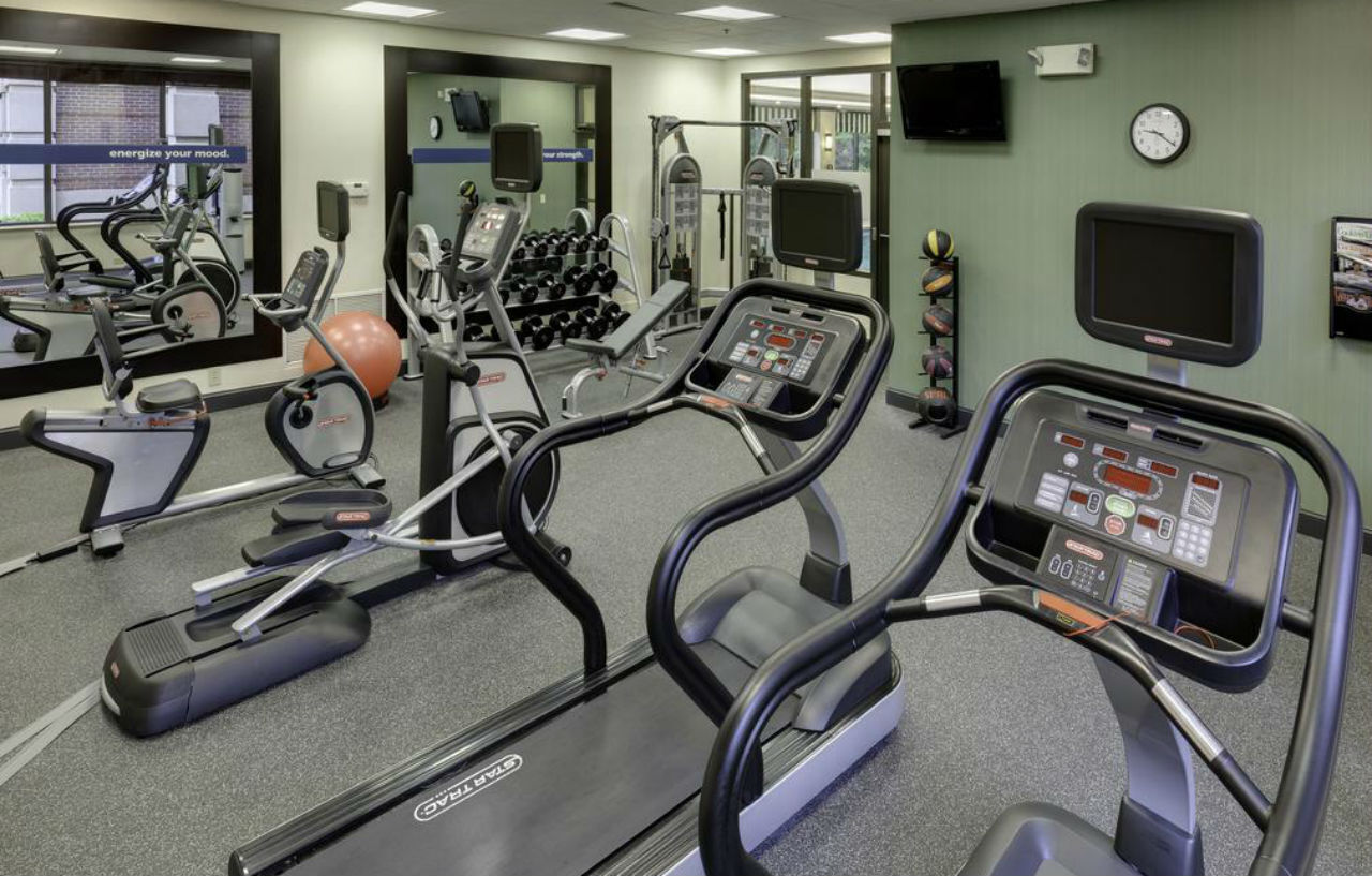 Hampton Inn Hartford Airport Уиндзор Локс Екстериор снимка